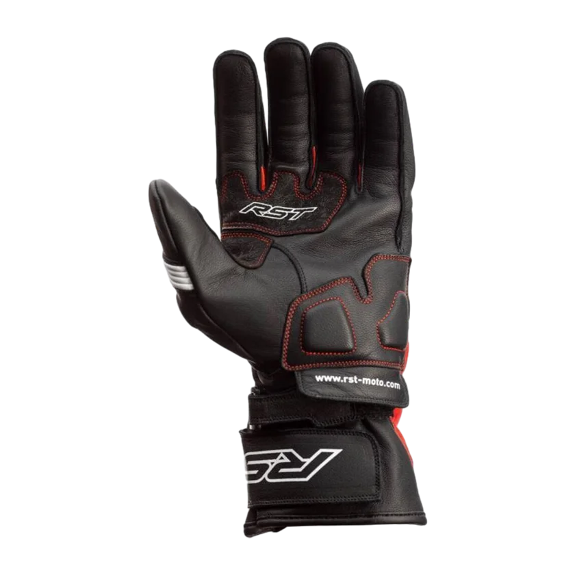 Motorhandschoenen RST Pilot CE zwart-wit-rood met knokkelbescherming, korte schacht en leren constructie.